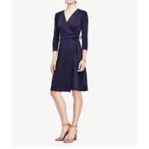 Ann Taylor, Black size 2 collar midi dress
